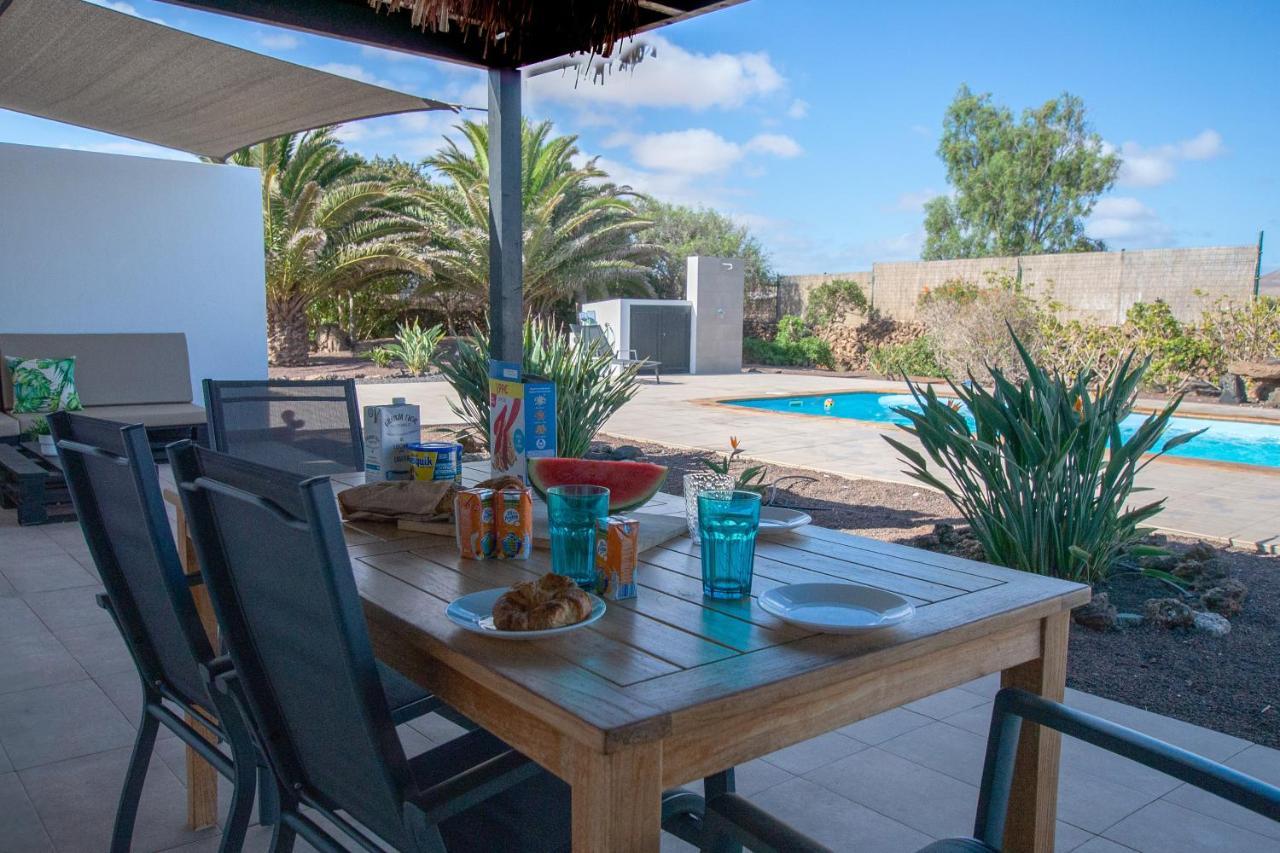Heated & Shared Pool Villa Matriana 36A, North Shore Villas Lajares Kültér fotó
